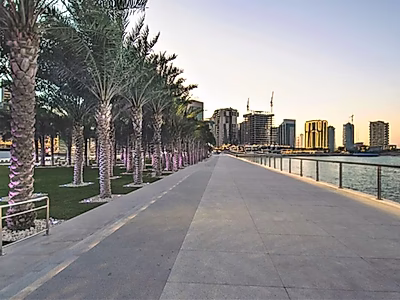 Luxurious 1-Bedroom Apartment in Marina