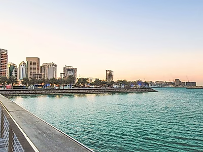 Luxurious 1-Bedroom Apartment in Marina