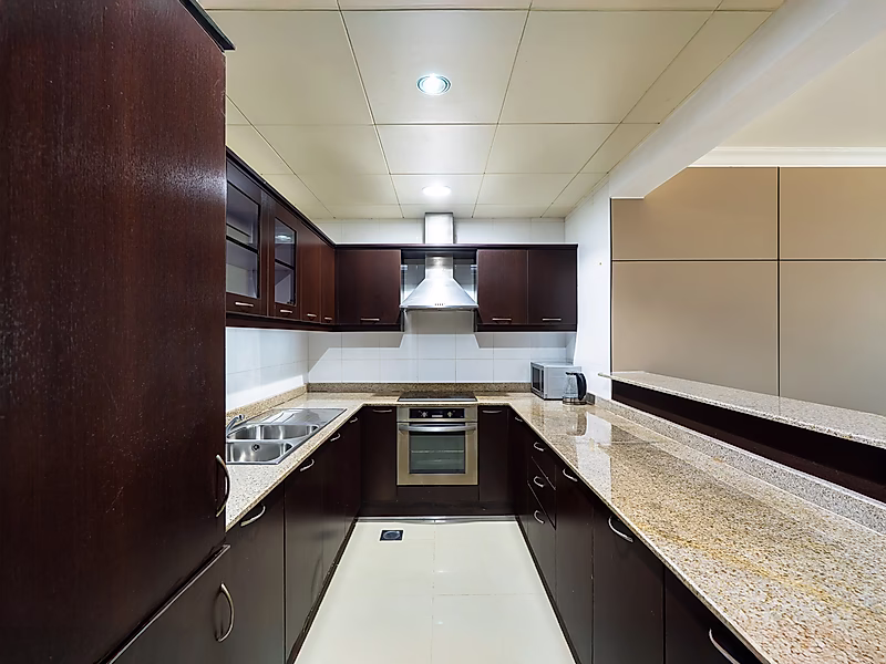 Fully Renovated Luxury Studio for Sale | 62 SQM | Title Deed Available | Ready to Move In | The Pearl-Qatar - Photo 5