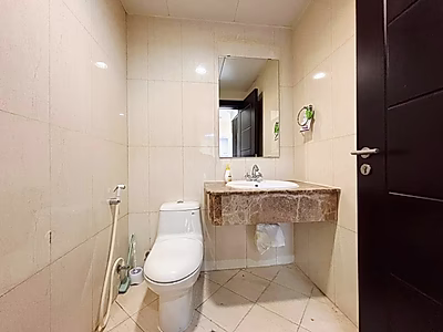 Spacious 1-Bedroom Apartment in Premium Tower