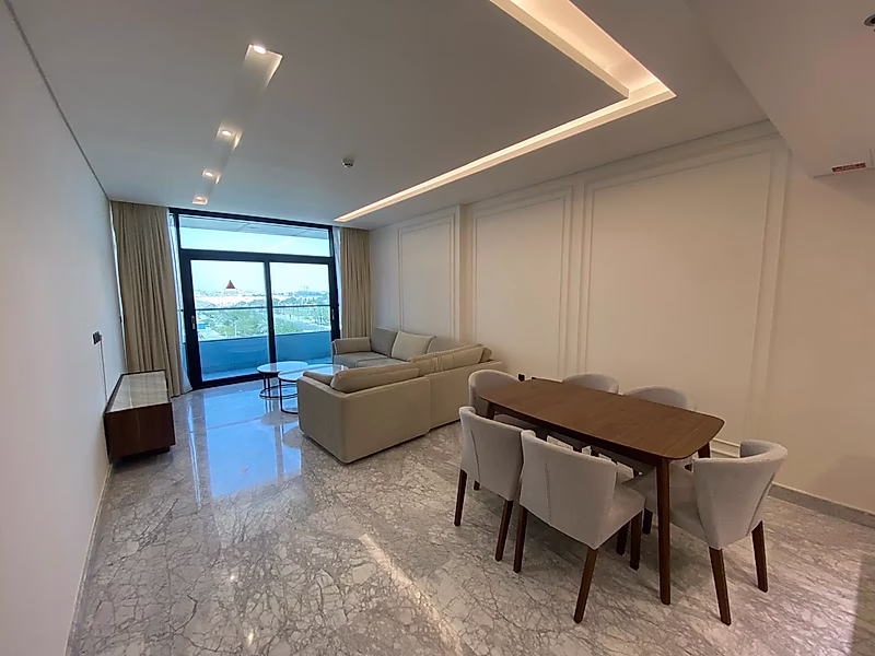 Chic 2BR Oasis | Stylish Living Awaits - Photo 2