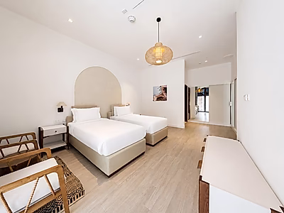ALL-INCLUSIVE 2-BEDROOM APARTMENT COASTAL LIVING | CORNICHE