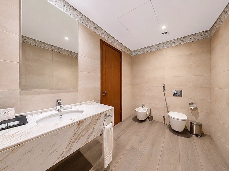 ALL-INCLUSIVE 2-BEDROOM APARTMENT COASTAL LIVING | CORNICHE - Photo 6