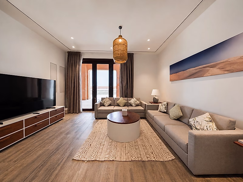 ALL-INCLUSIVE 2-BEDROOM APARTMENT COASTAL LIVING | CORNICHE - Photo 12