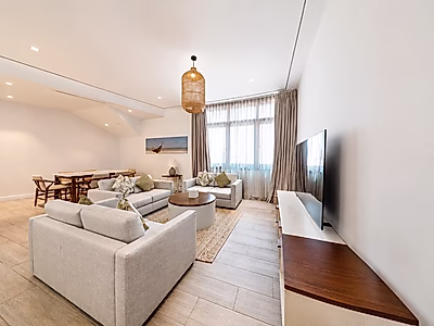 ALL-IN SERVICED 2-BEDROOM APARTMENT