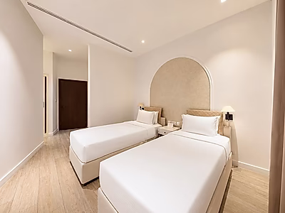 ALL-IN SERVICED 2-BEDROOM APARTMENT