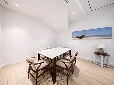 ALL-IN SERVICED 2-BEDROOM APARTMENT