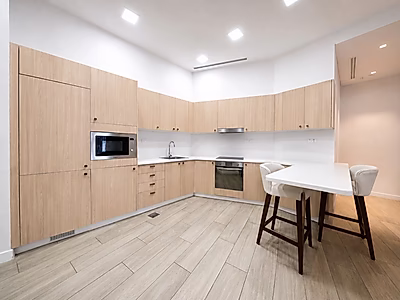 ALL-IN SERVICED 2-BEDROOM APARTMENT