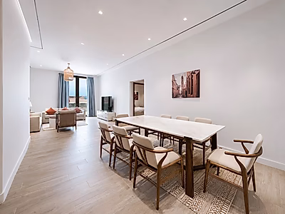 PREMIUM 3BR SERVICED RESIDENCE NEAR THE BEACH