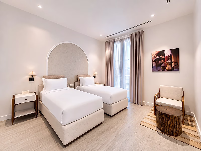 PREMIUM 3BR SERVICED RESIDENCE NEAR THE BEACH - Photo 8