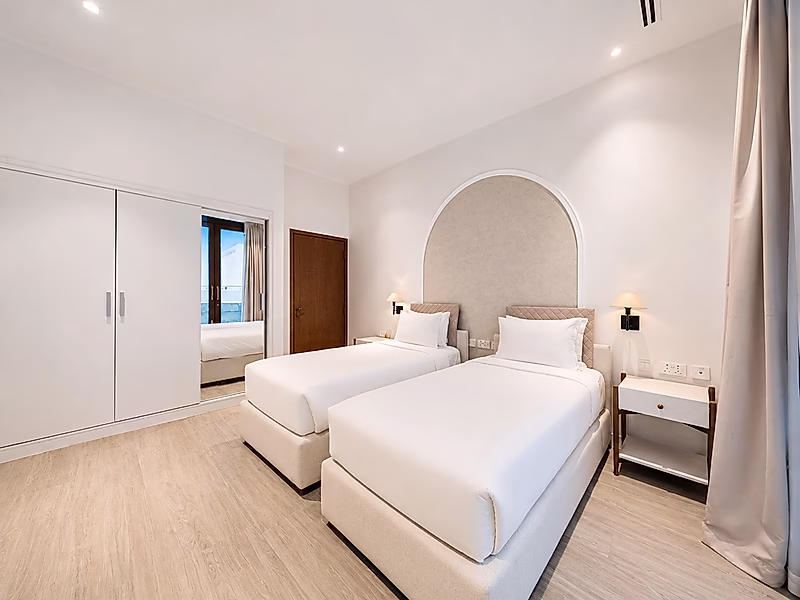 PREMIUM 3BR SERVICED RESIDENCE NEAR THE BEACH - Photo 9