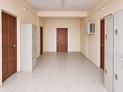Labour Camp and 3 Warehouses for Rent