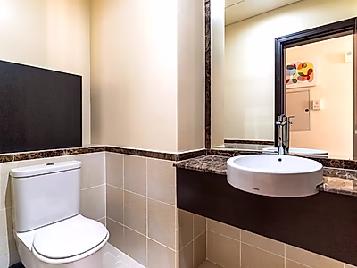 STUNNING CANAL VIEW 1-BEDROOM IN QANAT QUARTIER