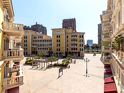 STUNNING CANAL VIEW 1-BEDROOM IN QANAT QUARTIER