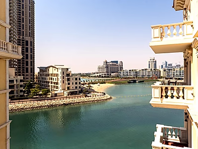 STUNNING CANAL VIEW 1-BEDROOM IN QANAT QUARTIER