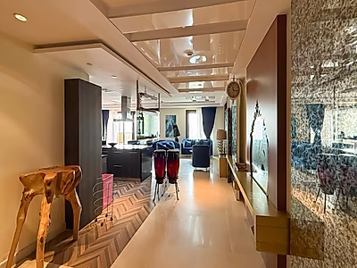Elegant 3-Bedroom Apartment with Maid’s Room & Stunning Marina View | Porto