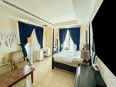 Elegant 3-Bedroom Apartment with Maid’s Room & Stunning Marina View | Porto