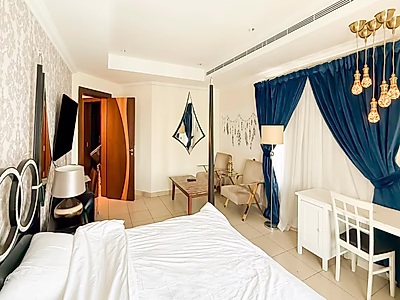 Elegant 3-Bedroom Apartment with Maid’s Room & Stunning Marina View | Porto