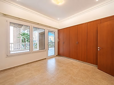 HOT DEAL | TITLED & FULLY RENOVATED SPACIOUS 2 BEDROOM APARTMENT | PORTO ARABIA