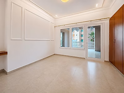 HOT DEAL | TITLED & FULLY RENOVATED SPACIOUS 2 BEDROOM APARTMENT | PORTO ARABIA