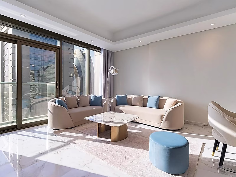 COZY 1-BEDROOM APARTMENT IN MARINA - Photo 2