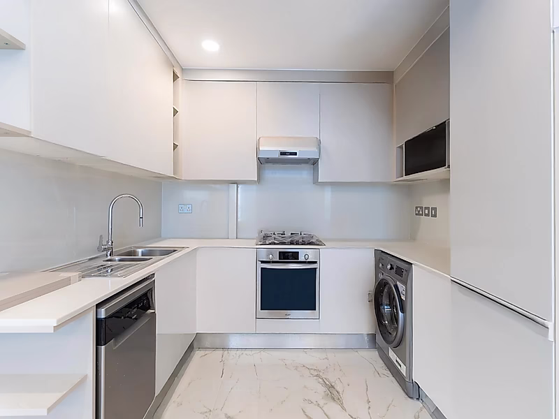 LUSAIL MARINA | FREEHOLD FURNISHED 2BR WATERFRONT RESIDENCES - Photo 12
