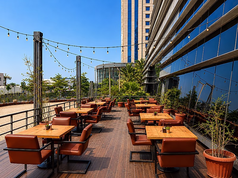 Prime Fully Fitted Shisha Café & Restaurant with Outdoor Terrace | West Bay| - Photo 7