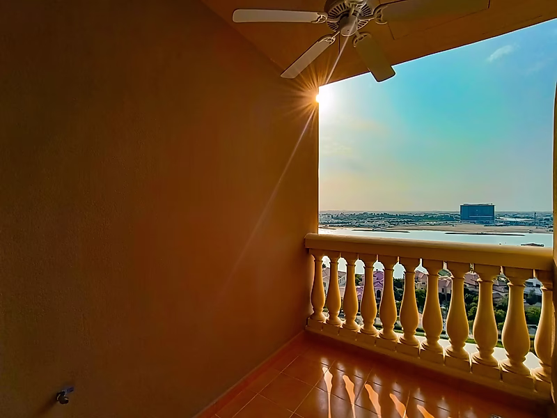 Stunning 1BHK Sea-View Apartment for Sale – Porto - Photo 11
