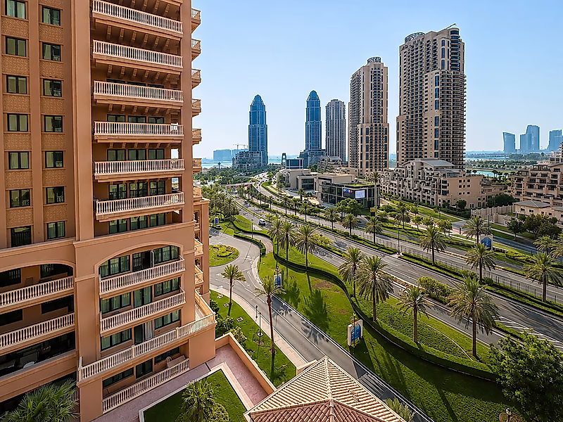 Rare 3-Bedroom + Maid | Huge Layout | High Floor | Fully Furnished | Exclusive Opportunity in Porto Arabia - Photo 17