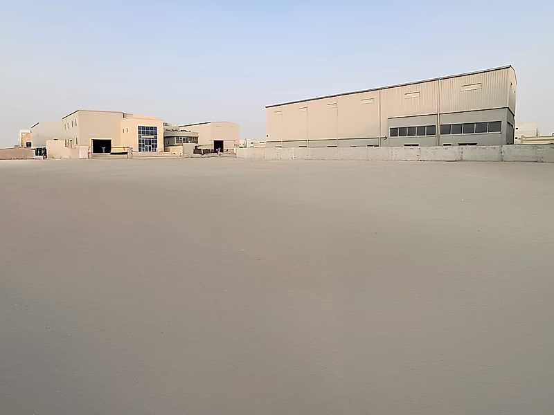 Prime Land for Sale in Birkat Al Awamer – Ideal for Investment or Development - Photo 5