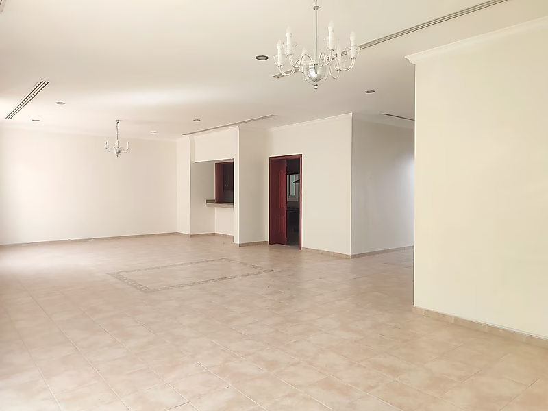 SPACIOUS 3BR + MAID VILLA WITH GREAT FACILITIES | AIN KHALED - Photo 16