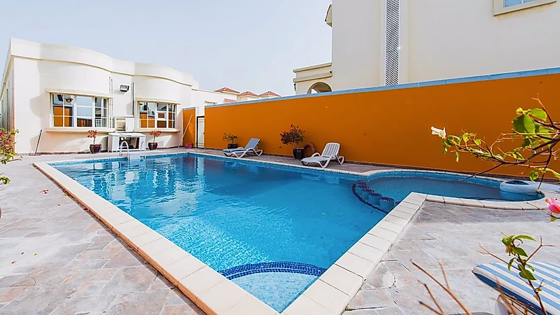 SEMI FURNISHED 3BR COMPOUND VILLA IN AIN KHALED - Photo 6