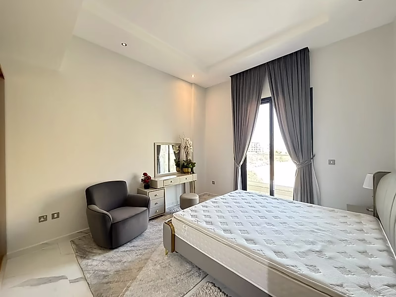 Luxurious 2-Bedroom Apartment in Foxhills : A Modern Urban Retreat - Photo 7