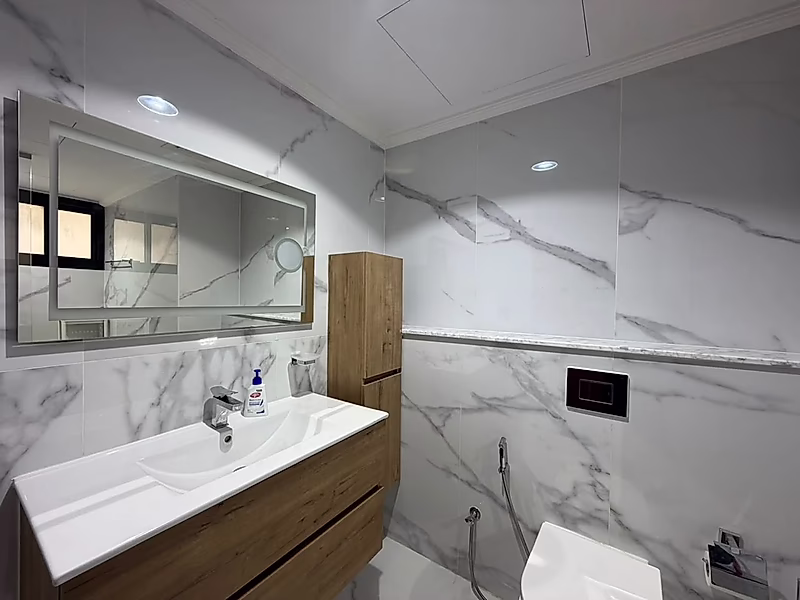 Luxurious 2-Bedroom Apartment in Foxhills : A Modern Urban Retreat - Photo 11