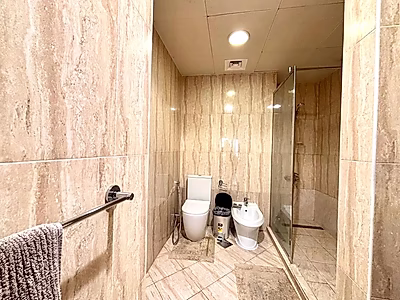 READY ONE BEDROOM WITH HUGE BALCONY GREAT INVESTMENT