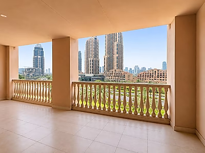 NICE 1-BEDROOM SF IN PORTO |HUGE BALCONLY