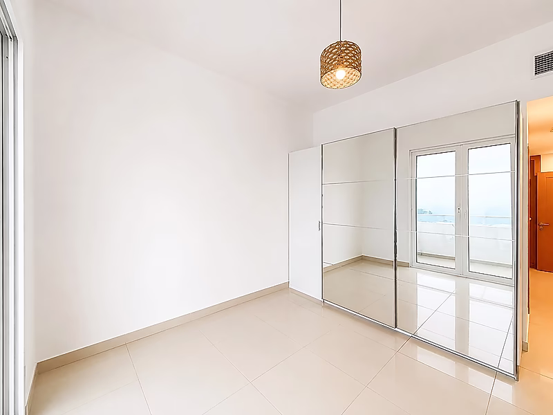 FULL SEA VIEW 2 BEDROOM IN VIVA BAHRIYA WITH BEACH ACCESS - Photo 6