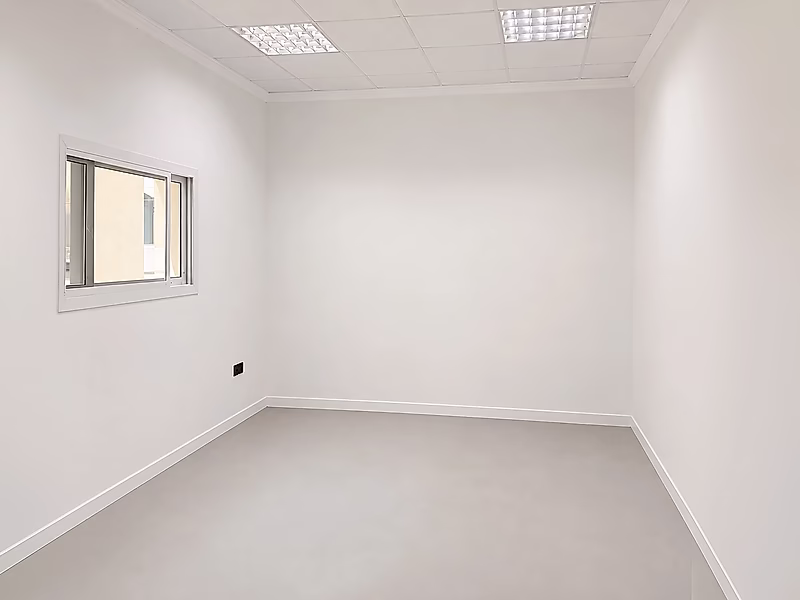Excellent Commercial Building for Rent on D-Ring - Photo 3