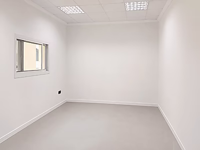 Excellent Commercial Building for Rent on D-Ring