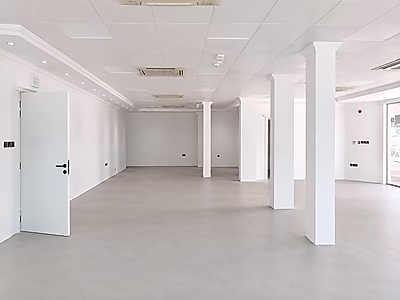 Excellent Commercial Building for Rent on D-Ring
