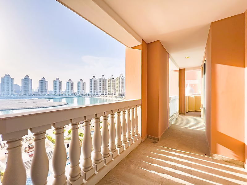 1 BEDROOM SF | UTILITIES INCLUDED | SEA VIEWS - Photo 1