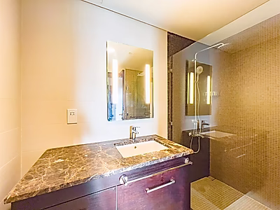 SF 1 BEDROOM WITH BILLS INCLUDED | SEA VIEW