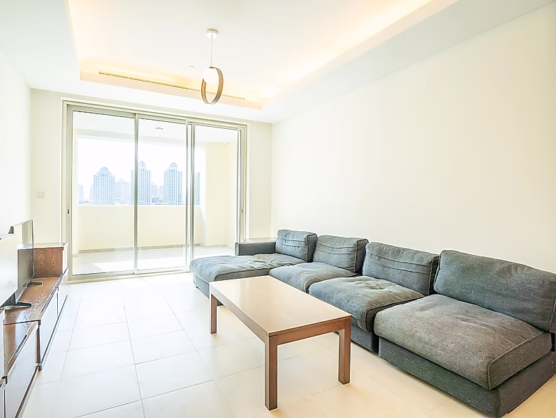Semi Furnished 2BR In The Pearl | Utilities Included - Photo 4