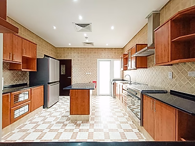 FRIENDLY 4BR + MAID COMPOUND VILLA | AL WAAB