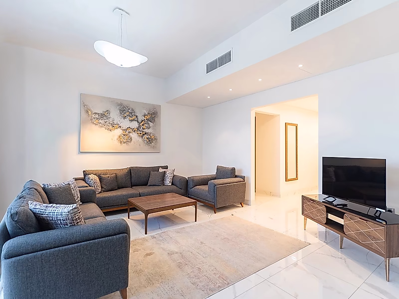 Stunning 2BR + maid FF Apartment| Nice Ameneties - Photo 7