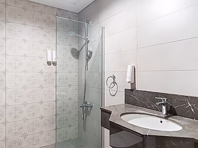 Stunning 2BR + maid FF Apartment| Nice Ameneties