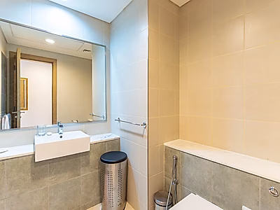 BILLS IN! FURNISHED STUDIO | BEACH ACCESS