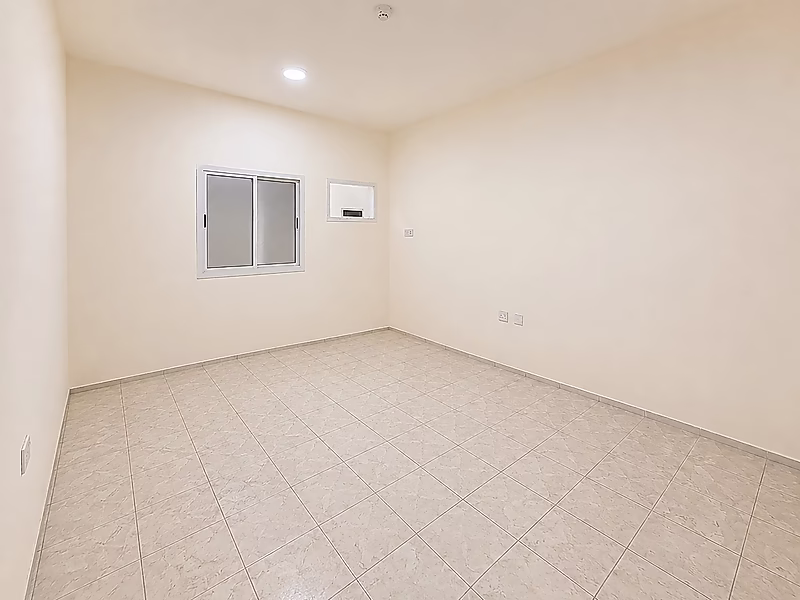 QAR 25,200 Incl. Bills, Attached bathroom by floor - Photo 4