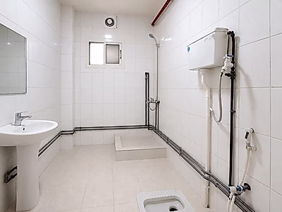QAR 25,200 Incl. Bills, Attached bathroom by floor