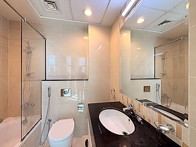 Spacious & Elegant 2 Bedeooms with High Return | Lusail Marina